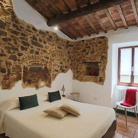 Casa Costa Delle Caserme Μονταλτσίνο Εξωτερικό φωτογραφία